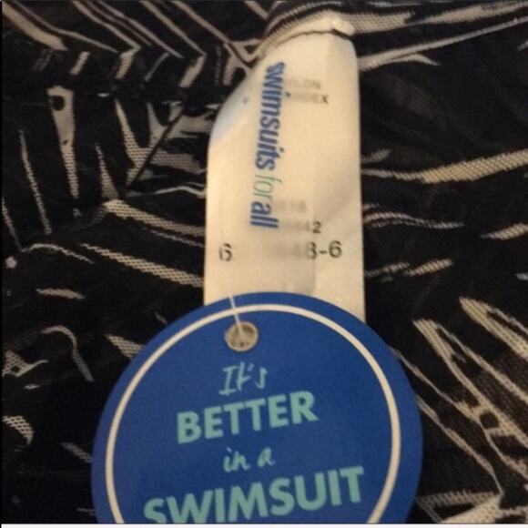 Swimsuits for all black white palm print cover up - Picture 3 of 7